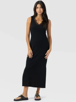 Andie Sleeveless V Neck Dress - Black Lace