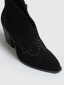 Dallas Studded Ankle Boot - Black