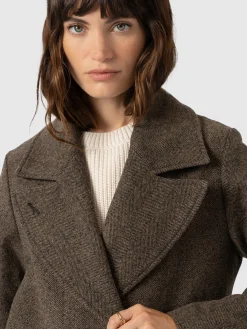 Hampton Coat - Brown Chevron