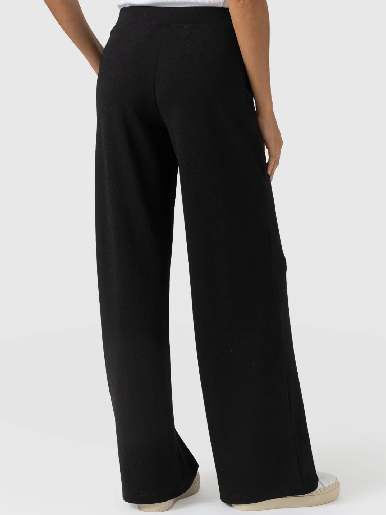 Hoxton Straight Leg Pant - Black