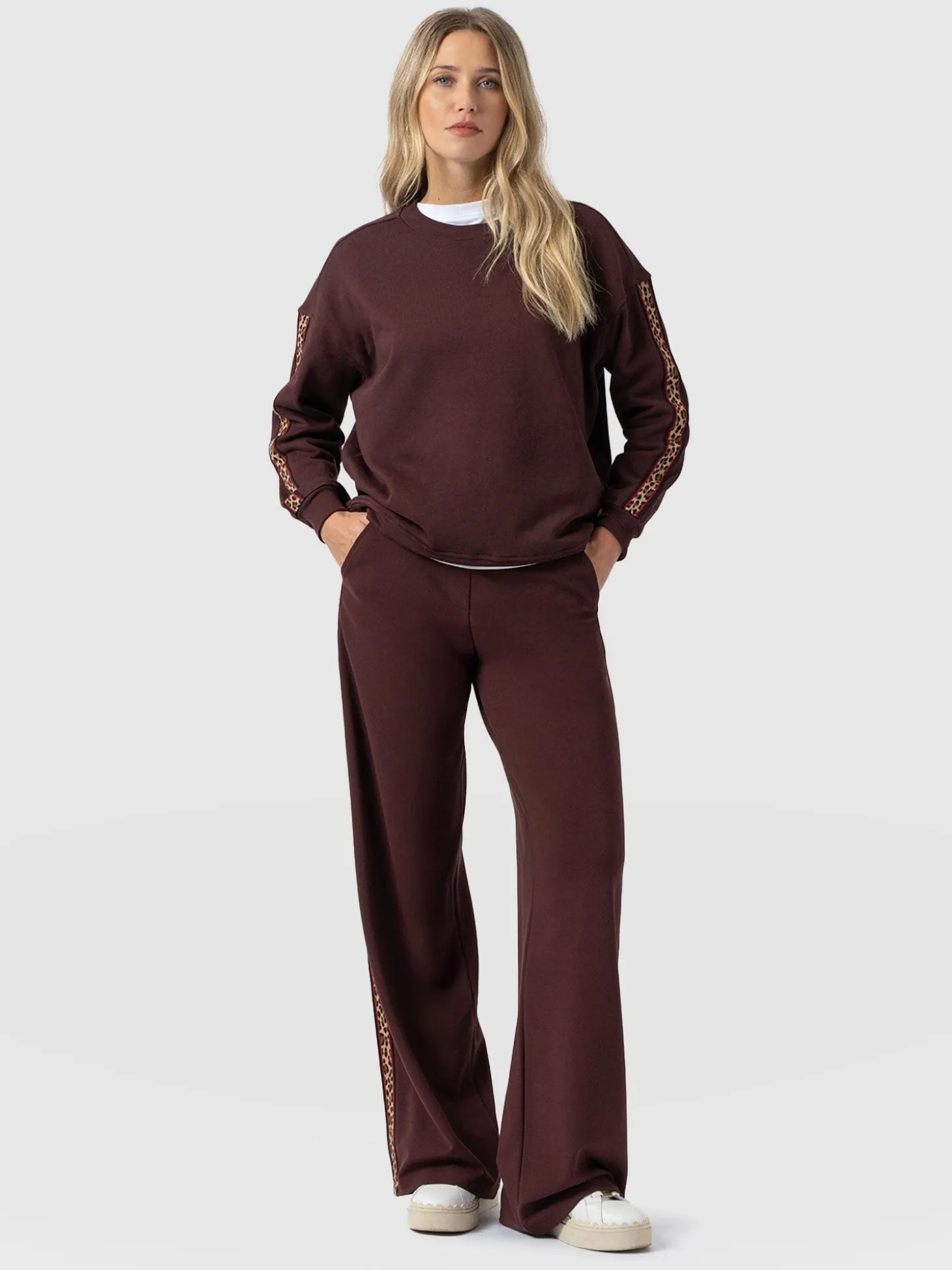 Hoxton Straight Leg Pant - Maroon