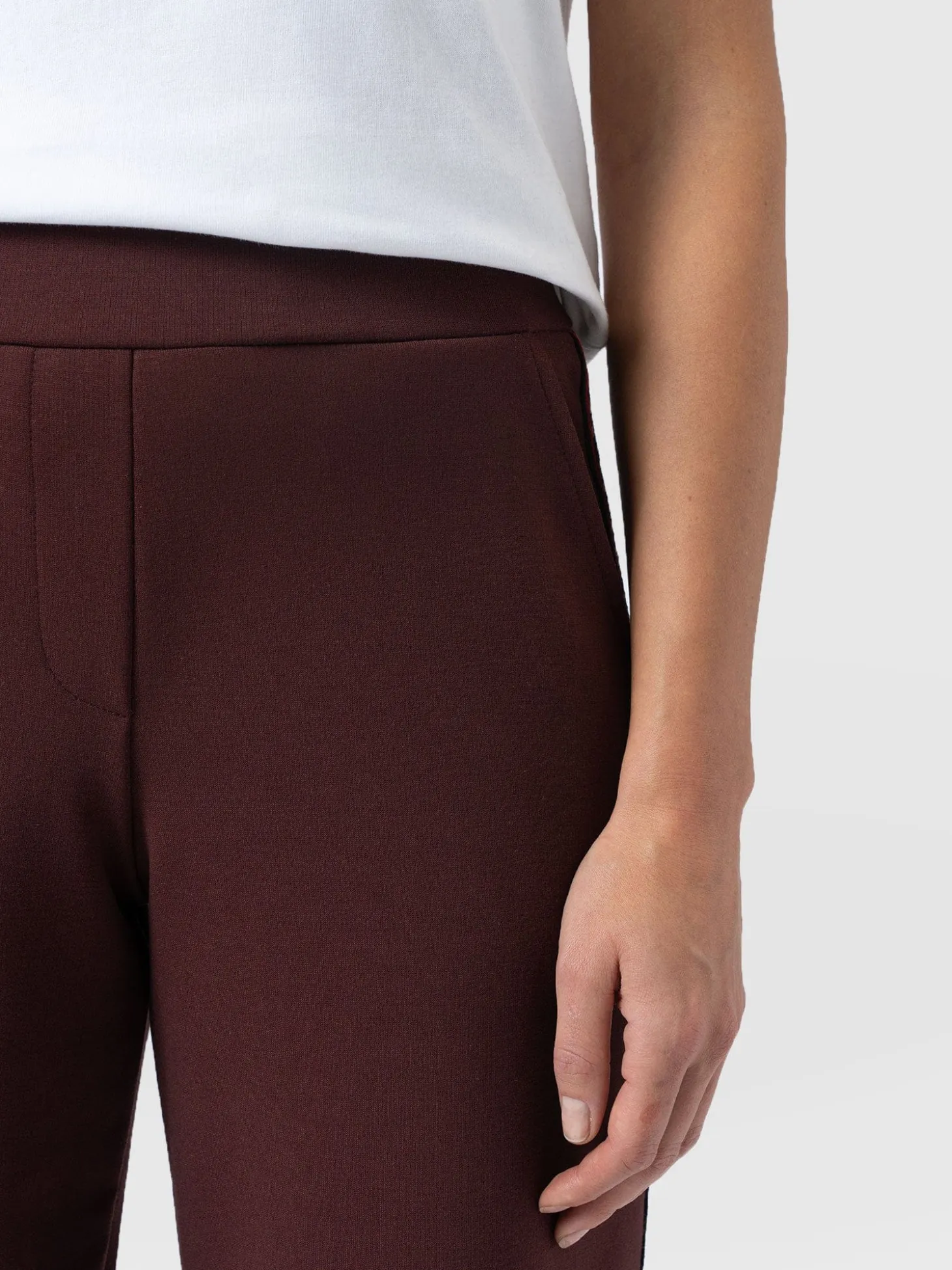 Hoxton Straight Leg Pant - Maroon