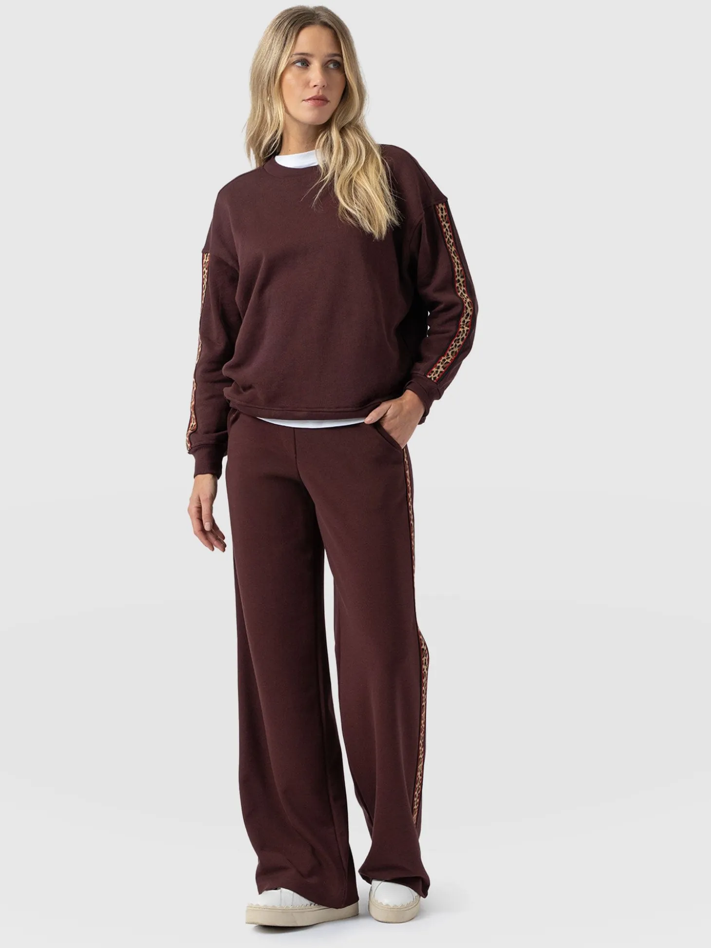 Hoxton Straight Leg Pant - Maroon
