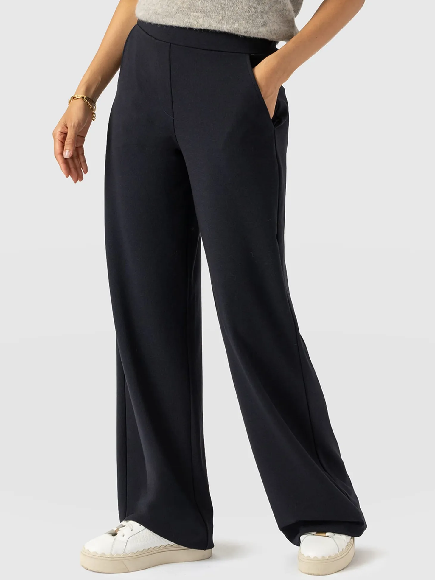 Hoxton Straight Leg Pant - Navy