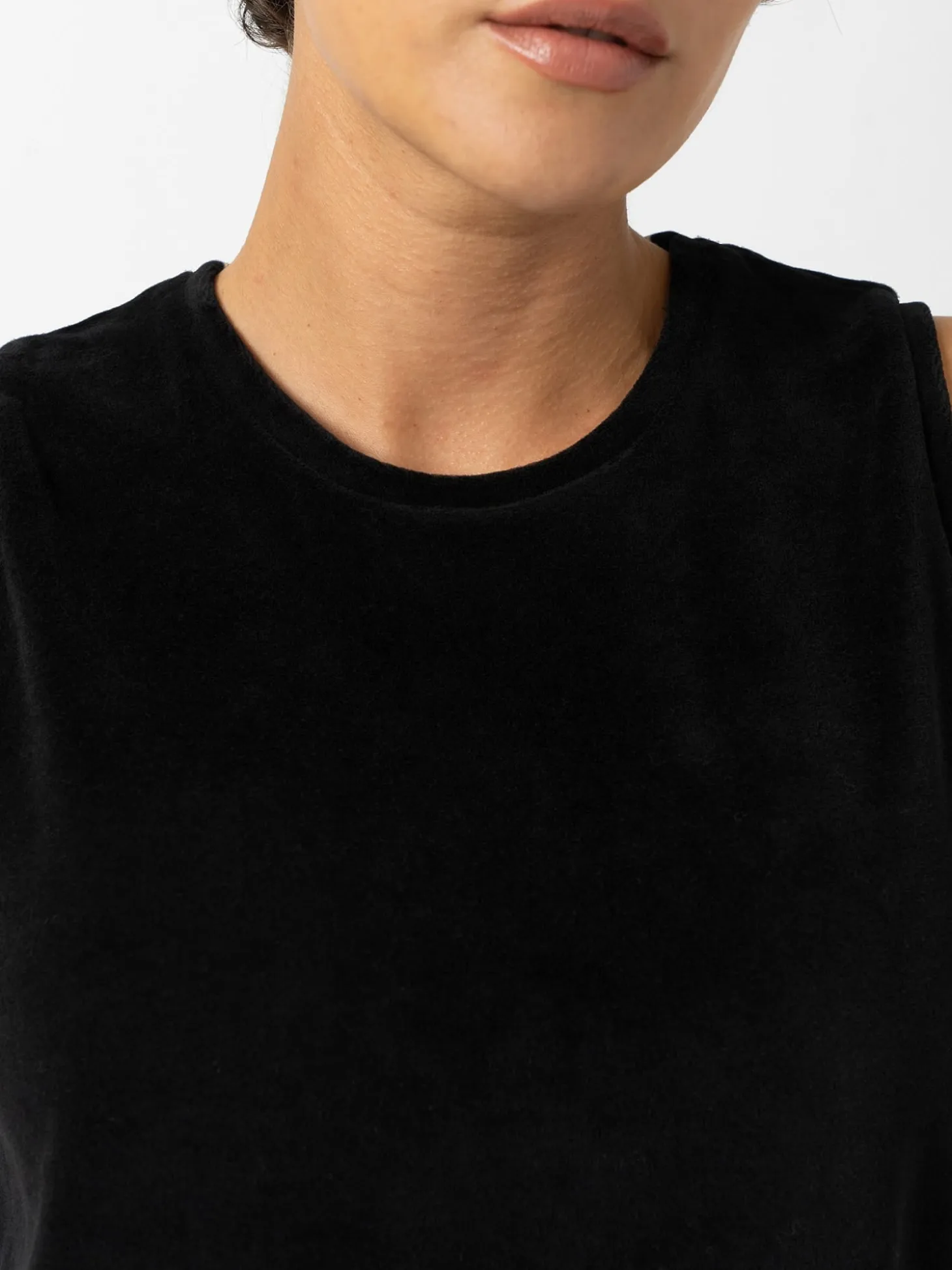 Keller Vest - Black Velvet