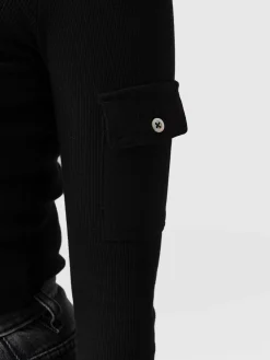 Pocket Turtle Neck - Black