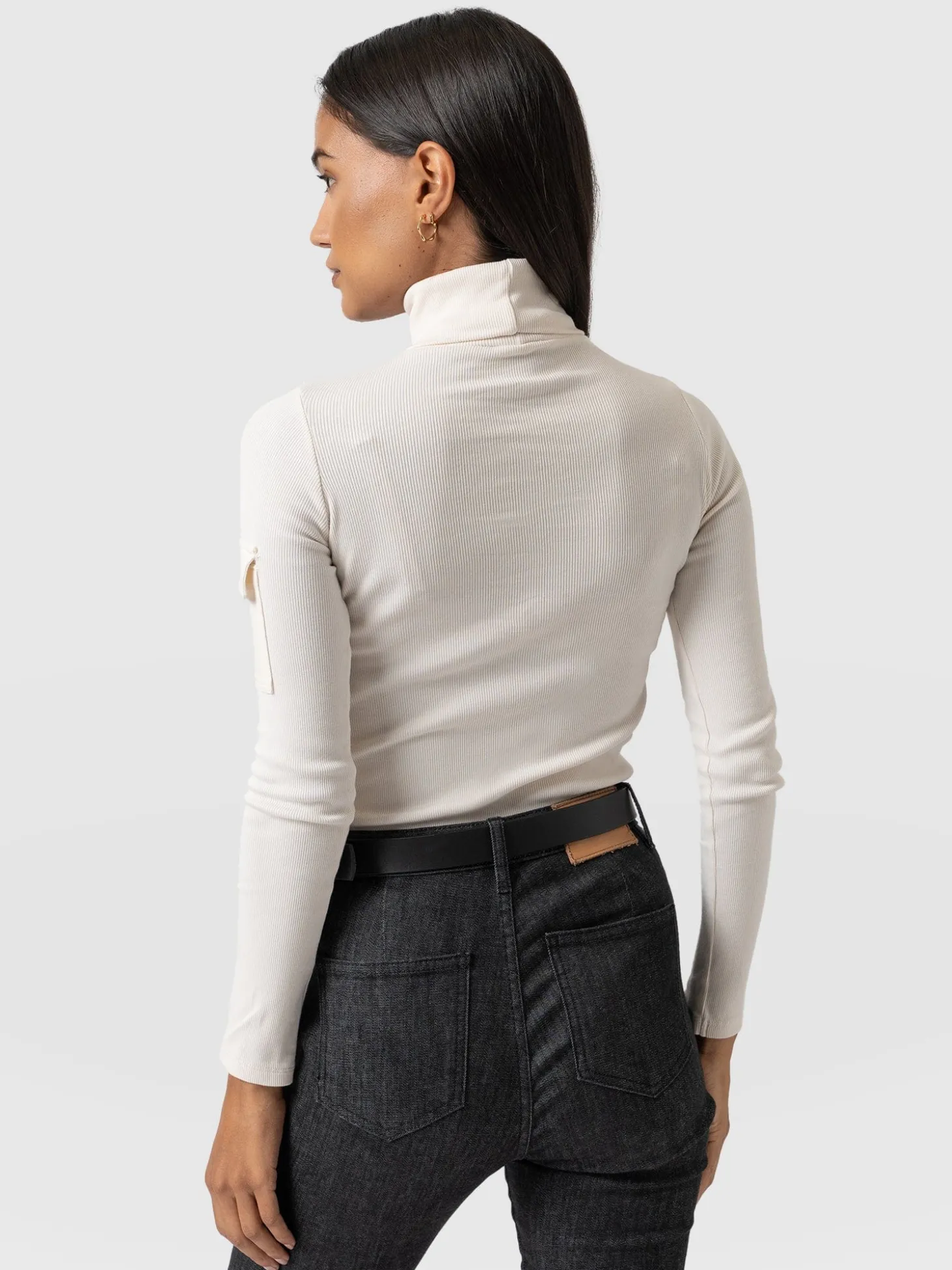 Pocket Turtle Neck - Cream