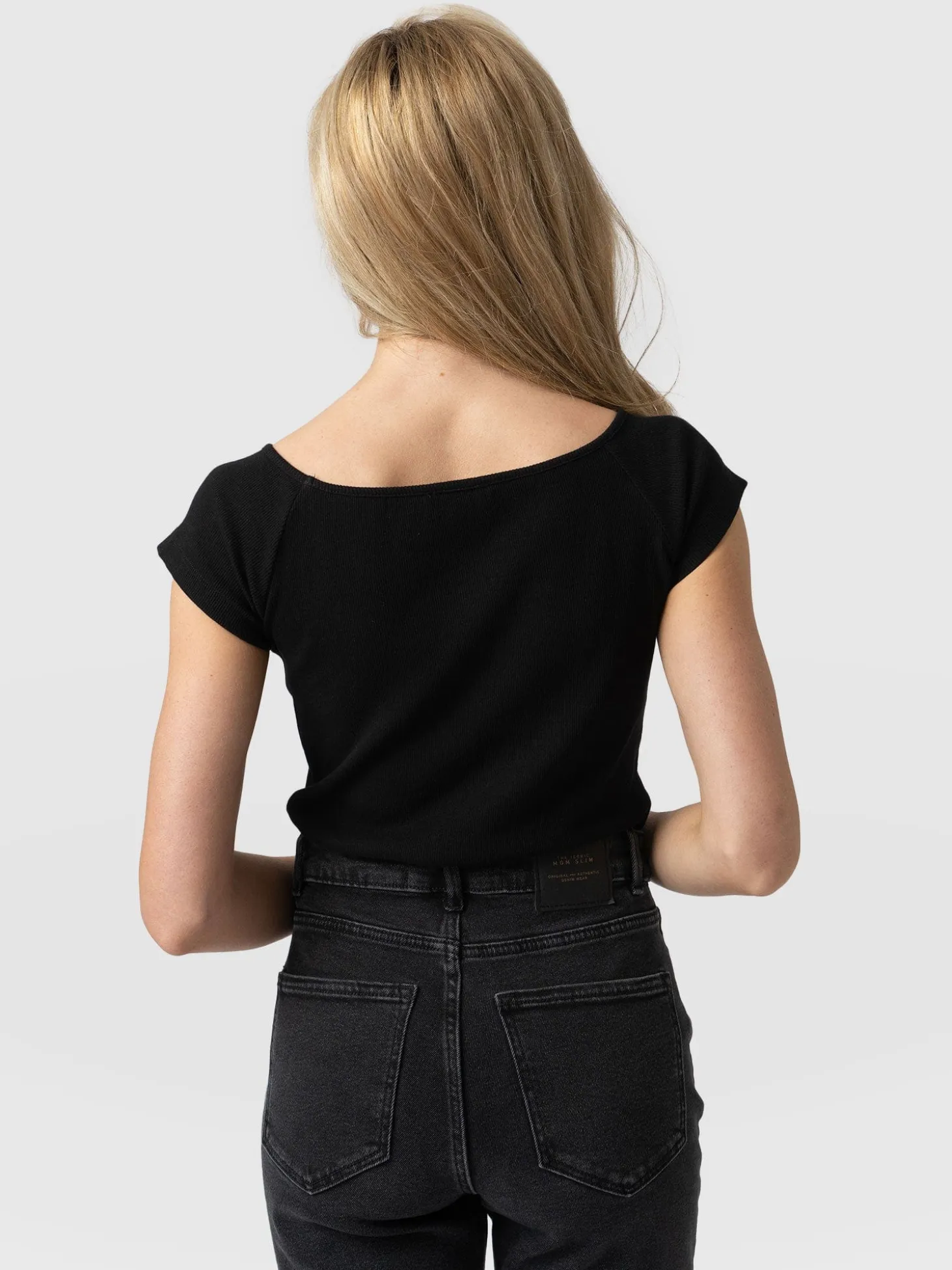 Riviera Tee - Black