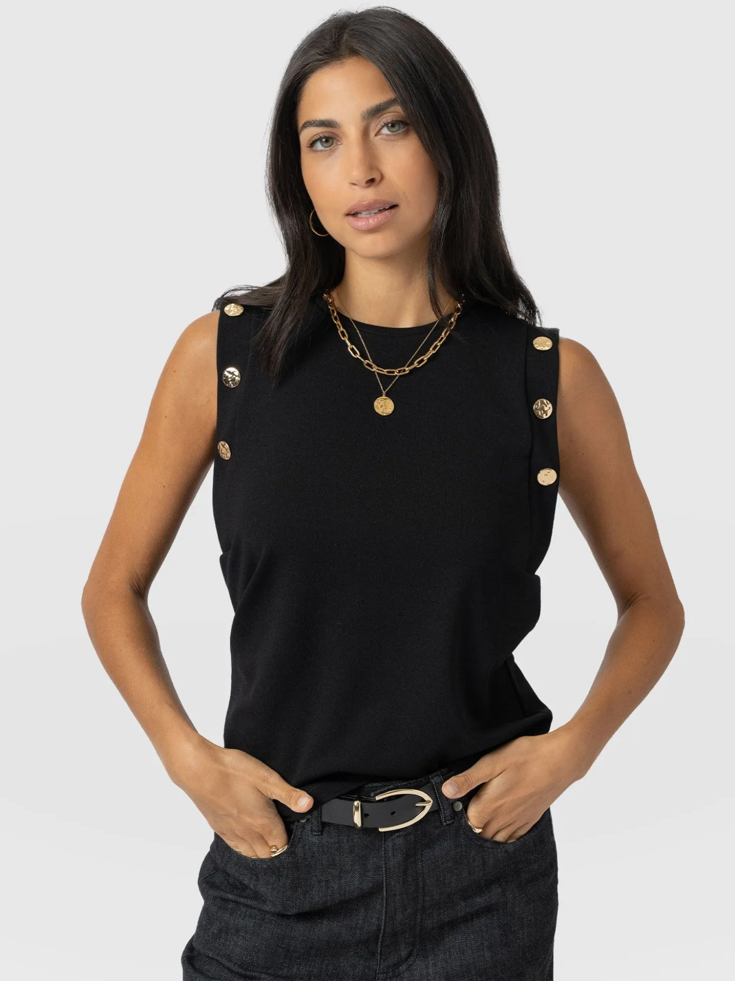 Rowan Tee - Black - Molten