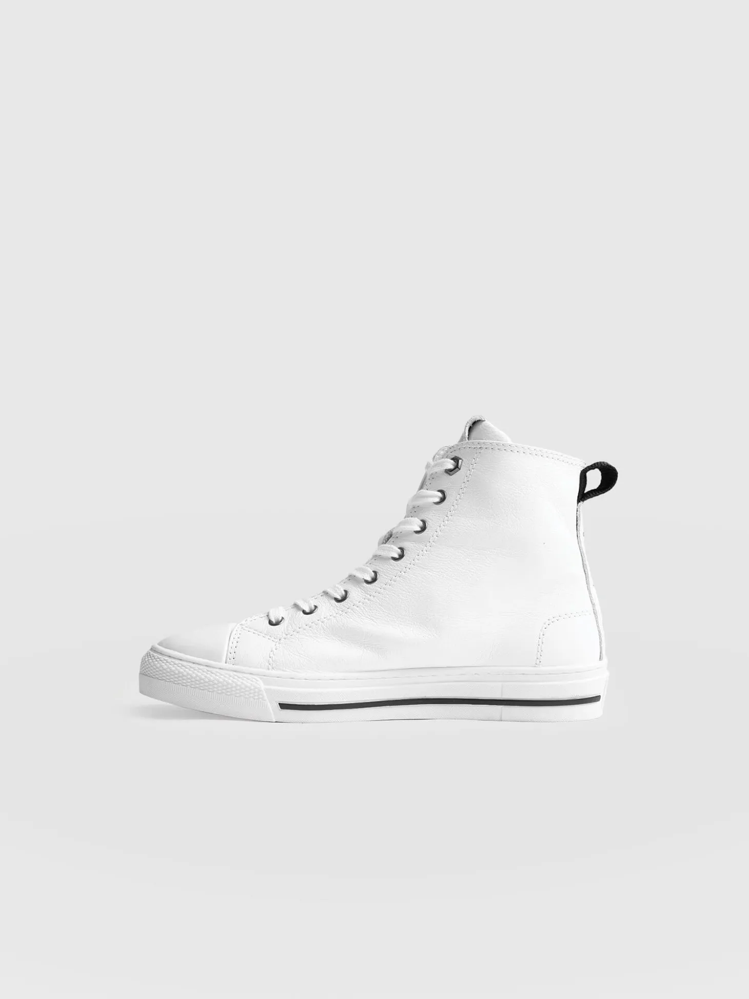Skye High Top Sneaker - White